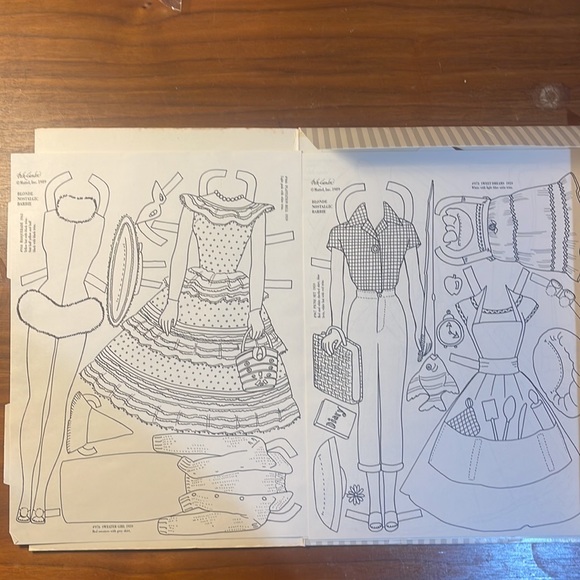 Vintage “Nostalgic Barbie Paperdoll” (1989) - Picture 6 of 11